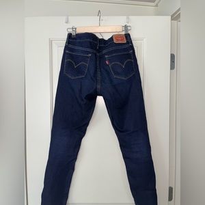 Levi's 711 Skinny Women's Jeans Size 28